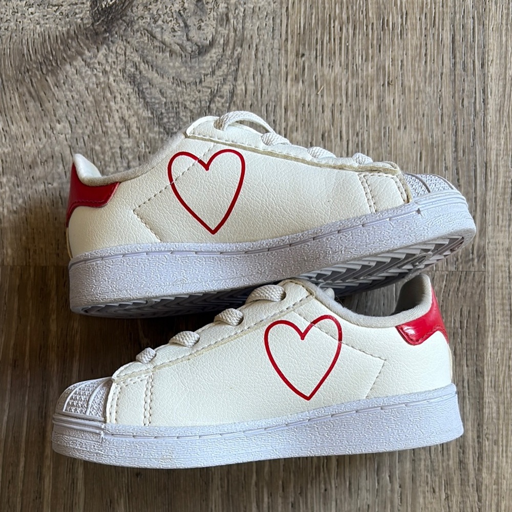 Adidas Cream Sneakers Classic Shell Toe Design - Picture 3 of 4